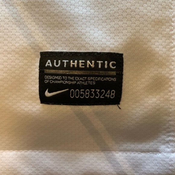 Authentic Nike USA Men’s World Cup 2010 Jersey - Picture 2 of 5